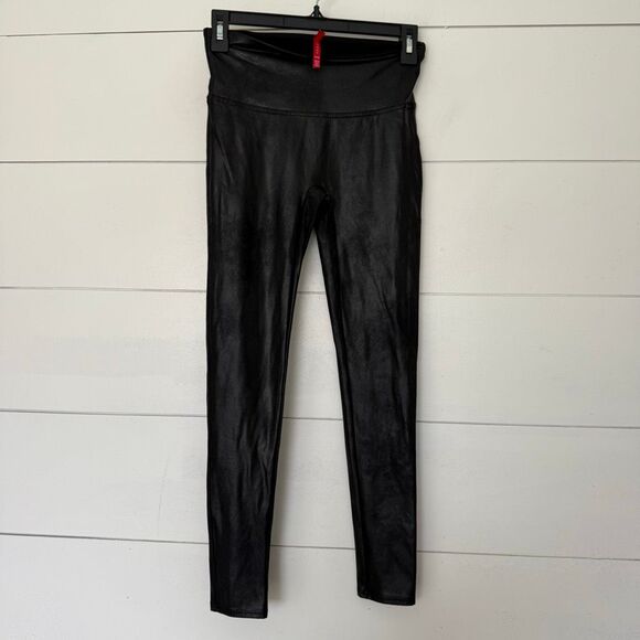 Spanx Women’s Medium Faux Leather Ankle Pants Pull On - Picture 1 of 6